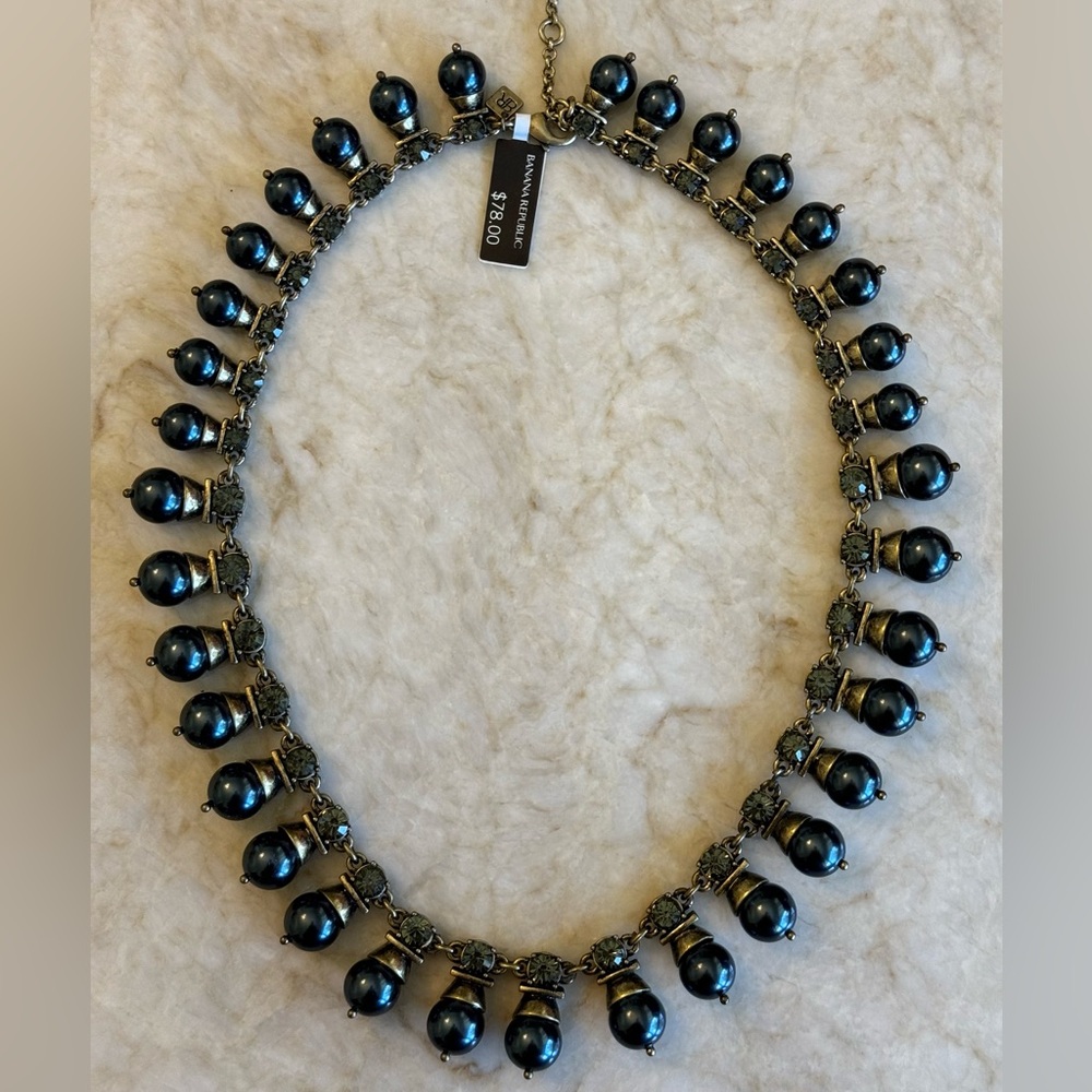 Banana Republic black pearl statement necklace - 19” - 21” long.